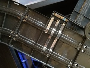 slot car track electrical connections